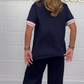 Kortærmet T-shirt med sidestriber  &Joggers med brede ben sæt