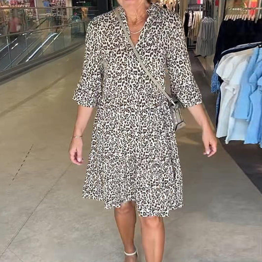 🎉 Sommerudsalg med 55% rabat🛍️Trendy V-hals-kjole med leopardprint og løs pasform til kvinder